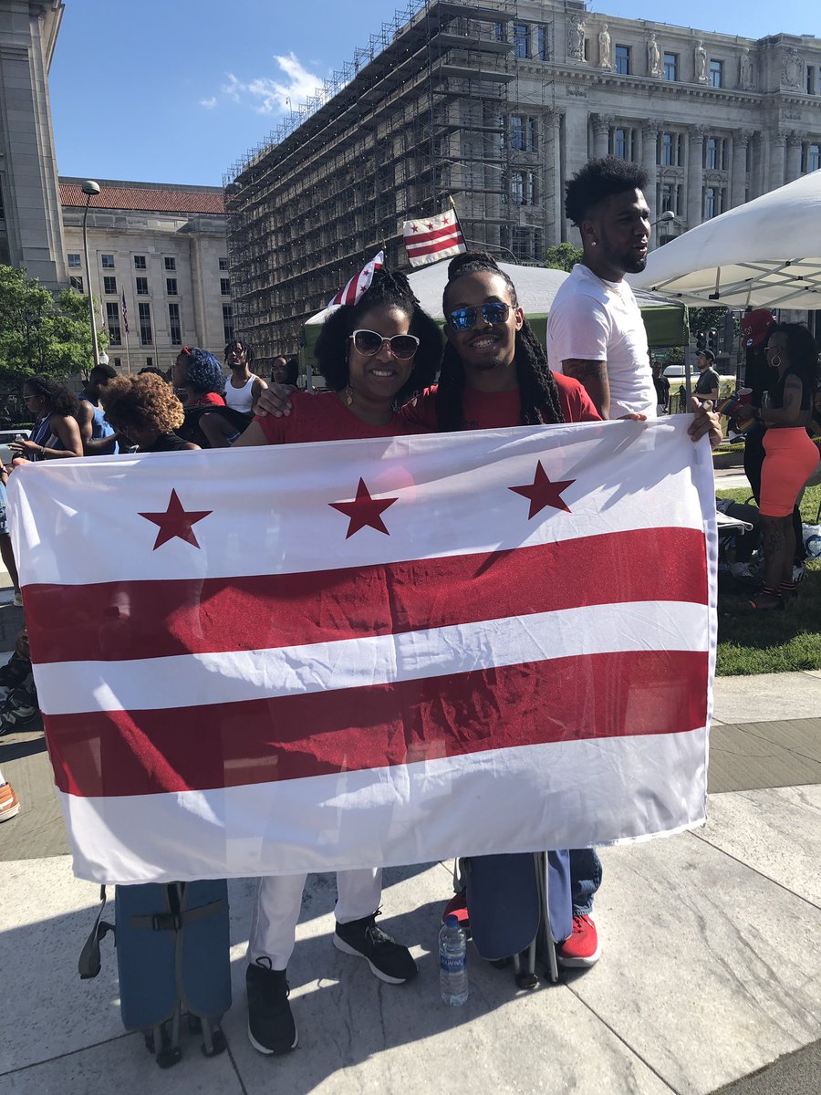 DMVBlackLives's tweet photo. Shoutout to @dcmadness202 for coming through with the @washingtondc Flag at #LongLiveGoGo #Moechella #DCLobbyDay #DontMuteDC #DCNatives #WeSoDC #DCorNothing Comrades @LorenzoANC7C04 @ItsNeeTay https://t.co/j3HWhhwTfX
