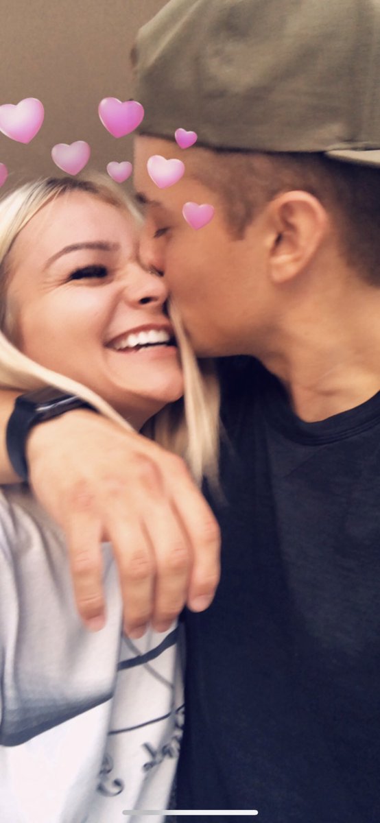 devin_bell31's tweet photo. Happy birthday to my boo thang, 22 looks good on you (everything looks good on you)💕💕 I love you more than you’ll ever know, thanks for bein your perfect self😘😘💕💕🎊🎊🥳🥳 @AmandaKocks https://t.co/3qmlT2yL5f