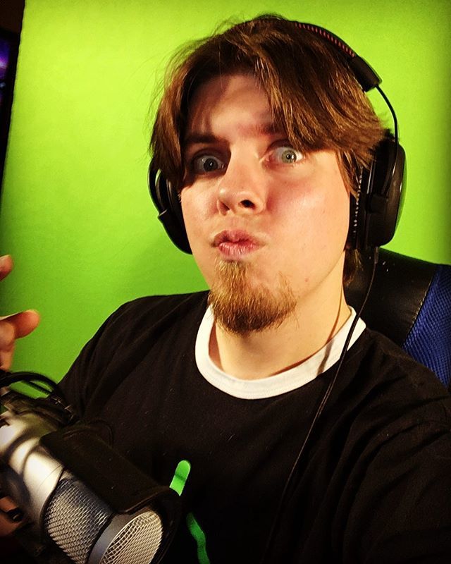 xJace_StarWindx's tweet photo. #superscrublords doing some #mariokart8deluxe then #toejamandearlbackinthegroove  a! Starting in 15min ! Join us at https://t.co/MJIKznfj07 
#chillstream 
#twitchaffiliate 
#twitchstreamer 
#consolestreamer
#nintendostreamer
#nintendoswitch
#pathtopartn… https://t.co/zeyk2aYvVt https://t.co/dycB7KshLN