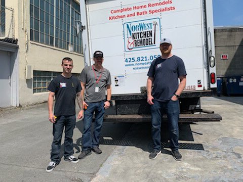 CComerfordHD's tweet photo. Thanks @KitchensNorwest for helping and donating with the D19 Team Depot project the last two days! Incredible job! @TeamDepot https://t.co/JubYkJZ02f