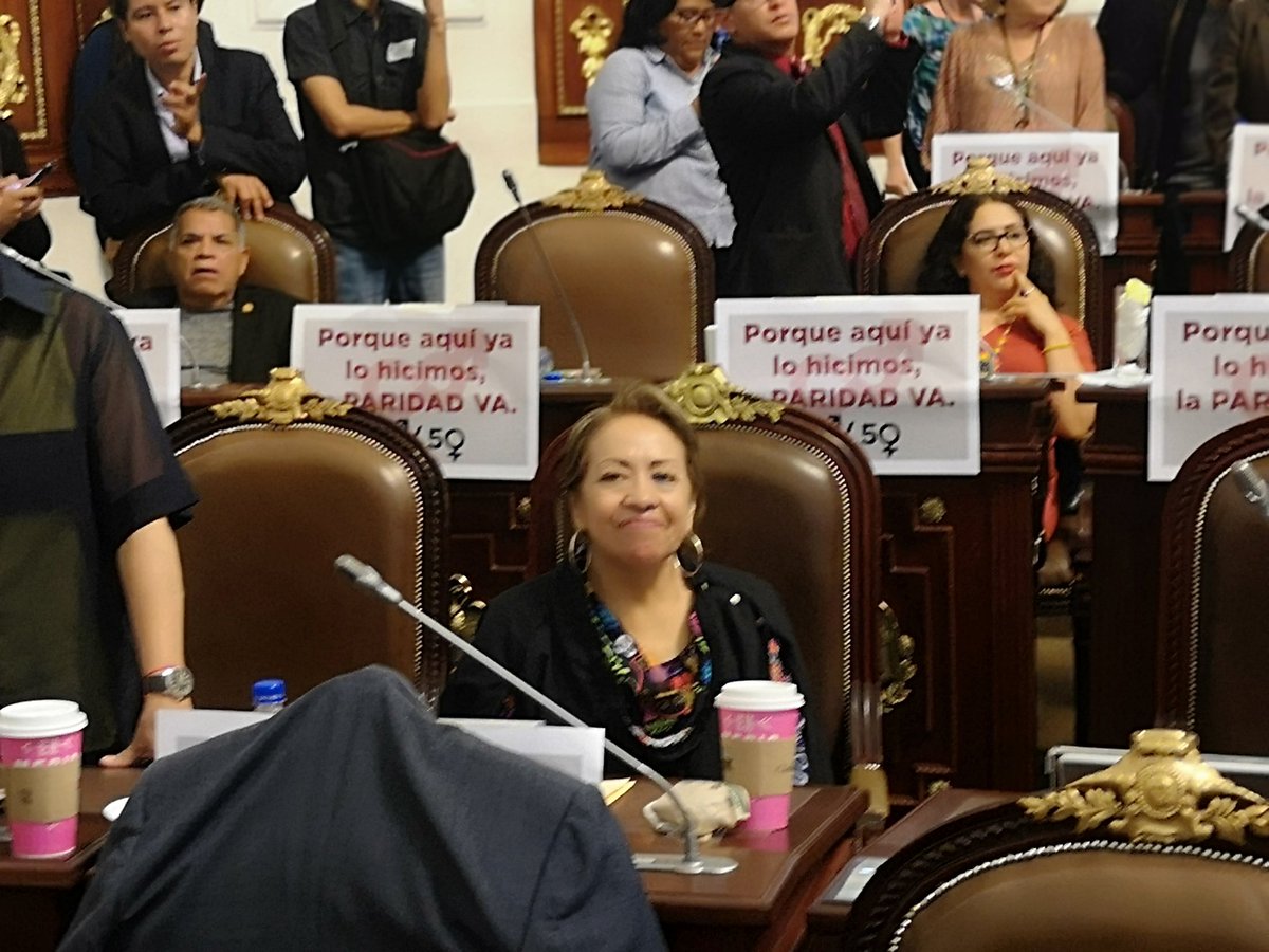 ¡Concluimos el Segundo Periodo Ordinario de la #ILegislatura!
¡Valió la pena el esfuerzo! ¡Vamos caminando hacia la transformación de nuestra gran ciudad! #AmorConAmorSePaga