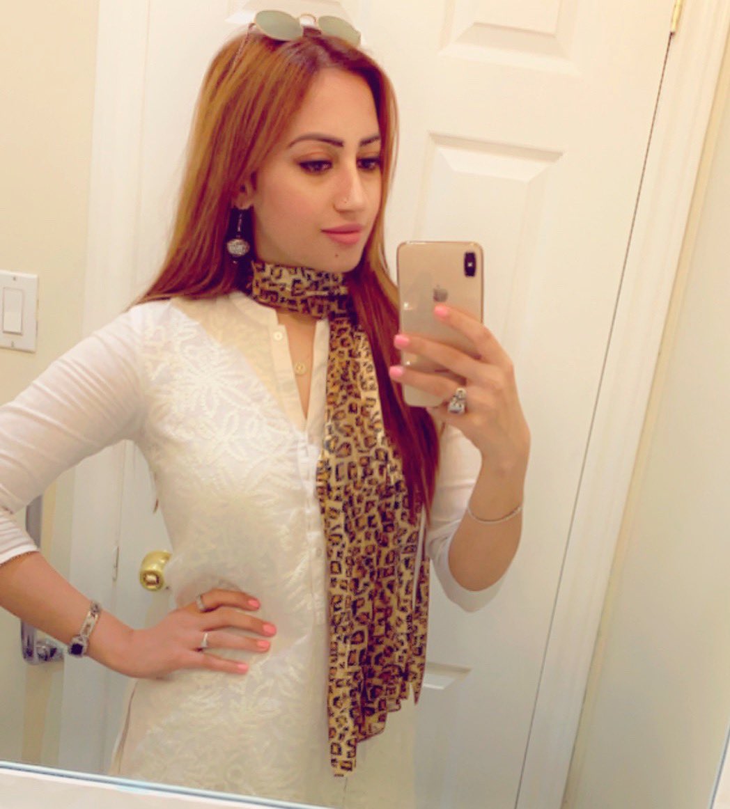 SaniaAAnsari's tweet photo. Alhamdullilah for everything 👸🏼
#SaniaAnsari #BdayMonth2019 #TravelDiaries #UAE #Canada #mydubai #WomenPower #Pakistan #Blessed #AnsariGroup #WonderWoman #HomeSweetHome #Queen #Humanitarian #Top100peopleinFinance #Whoswho #thewomenscollection #FAAVM #globaltolerancefaces https://t.co/sHDBLBdZ52