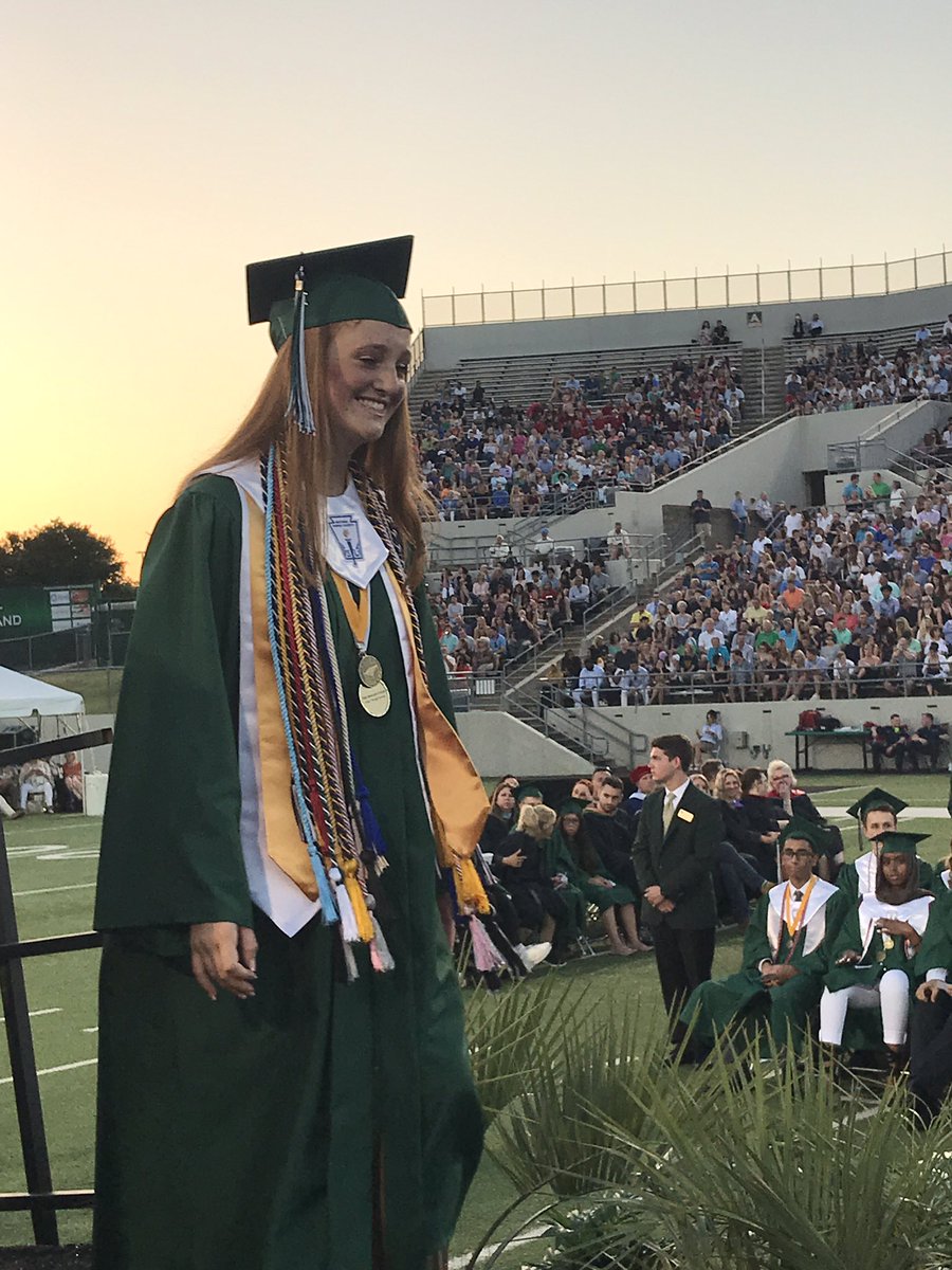 JulieThannum's tweet photo. Always a thrill to watch our Carroll Dragons walk across the stage to become graduates - love this class of 2019; they are some truly special people ๐ @cslanier7 @anikashah04 @jackryantucker
#TraditionNeverGraduates #CarrollGrad19 https://t.co/VDrR9CLGHb