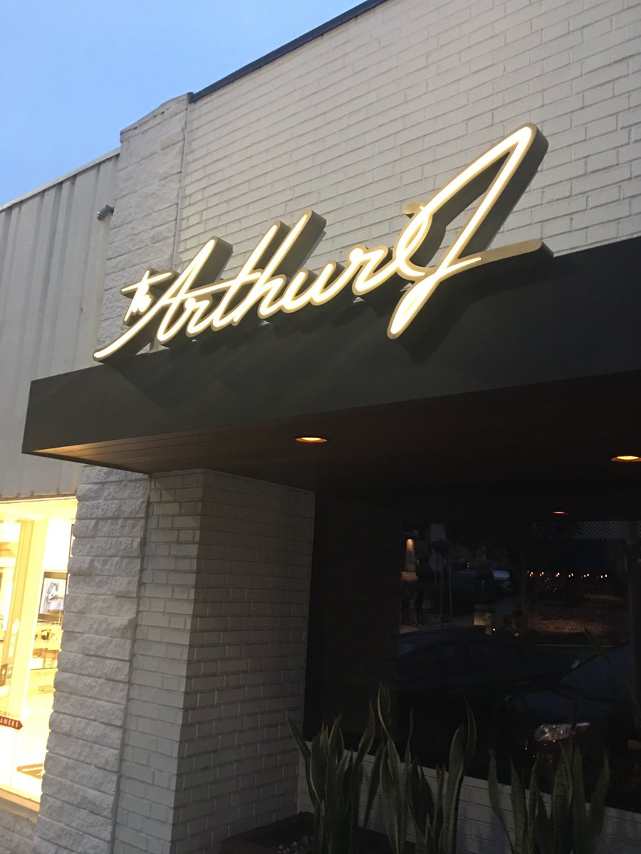 Sometimes a man just needs a cocktail near the beach.  Always fantastic.  #ManhattanBeach