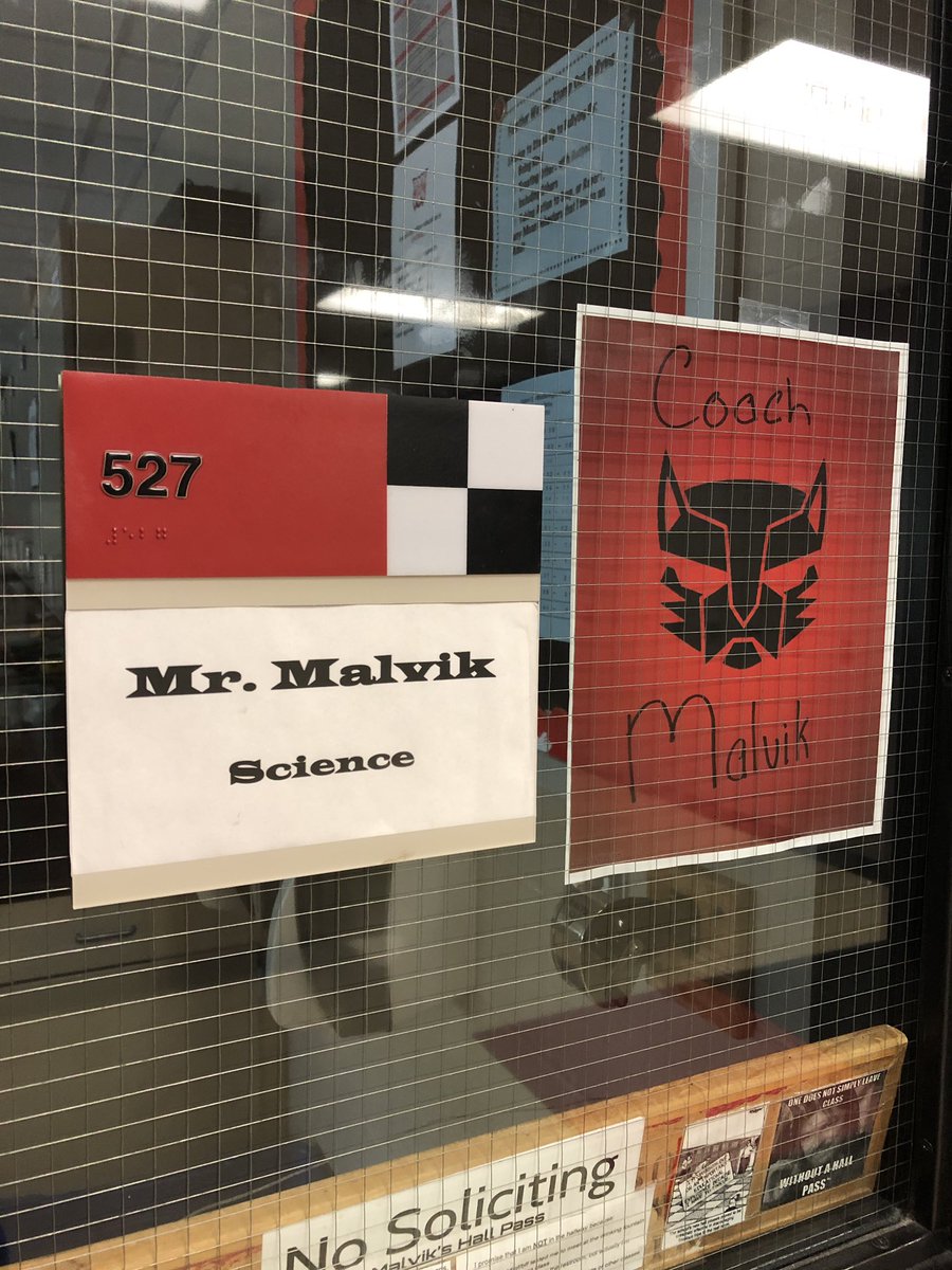mrmalvikscience's tweet photo. Last official work day for the 2019 school year and the end of my 5 year tenure at CC. Going to miss lots of great students and staff. It’s been a wonderful and eventful 5 years! Massachusetts here we come 😳#CCCats https://t.co/ud0A25f6VN