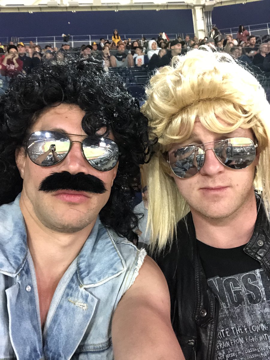 #YourKissIsOnMyList <a href="/Padres/">San Diego Padres</a> #HallandOates