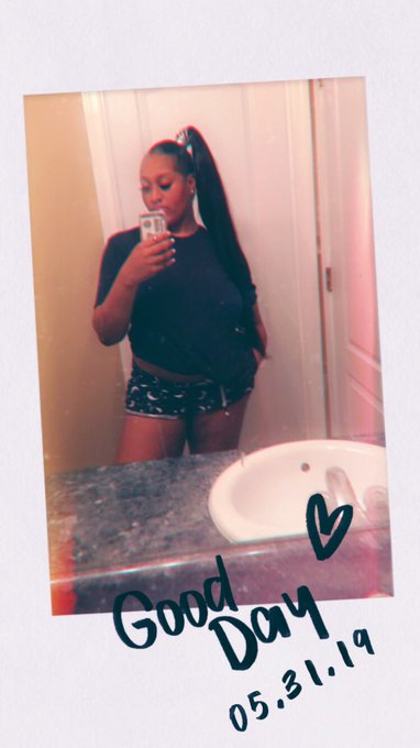 Goodnight 💛 https://t.co/g7T29v1PWs<a href="/tag/myxanniversary"class="tags"><span>#myxanniversary</span></a>