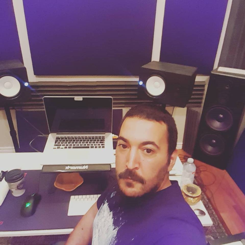 lucaszecat's tweet photo. The grind is real 👊🙌💘
#producerlife #producer #beatmaker #freebeat #freebeats #studio #studiolife #beat #beats #unsignedproducer #unsignedbeatmaker #trap #lucaszecat #rap #trapmusic #rapmusic #mosey #lilpump #juicewrld #typebeat #producers #beatsforsale #beatstore https://t.co/SA5Hq9zlMa