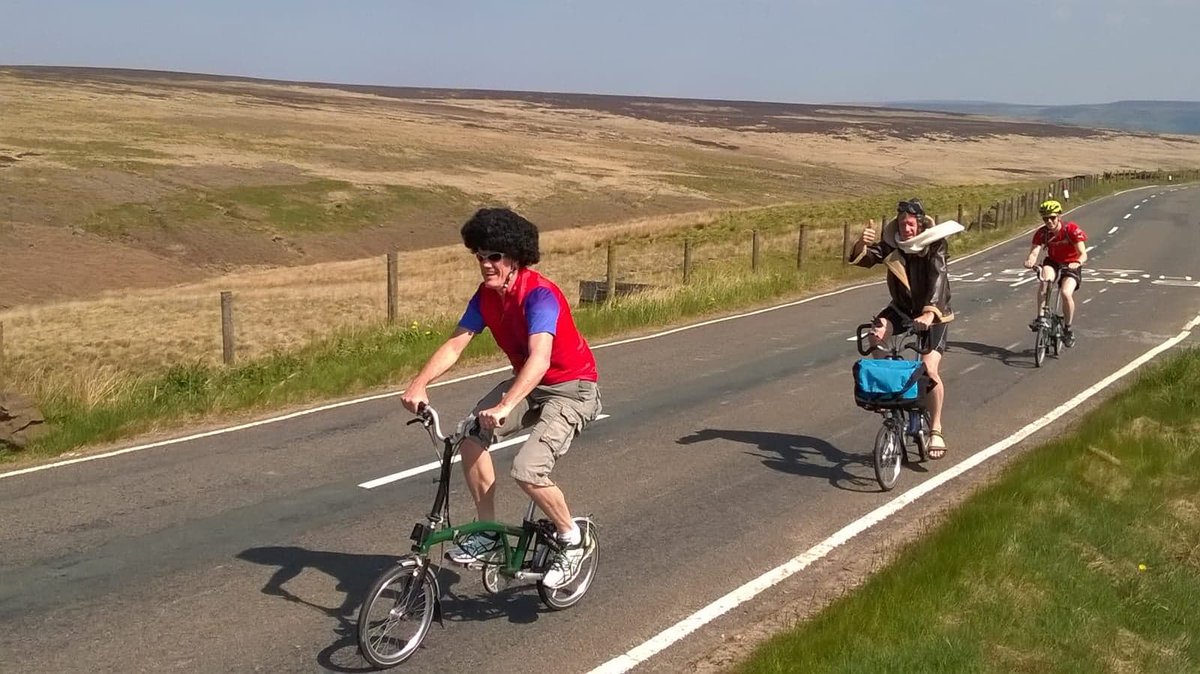 BlazingHB's tweet photo. 8 days to go and still time to book! Here are some of the good sports from last year. All proceeds to Calder Valley Search and Rescue and the Chevin Socialites. @CVSRT_Tim #bromptonlife @BromptonBicycle #gottaknowwhentofoldem https://t.co/VxofbKLenB