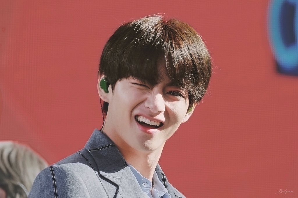 นี่พ่อส์เองไงลูก 🦭 tweet media