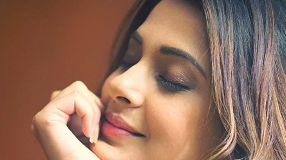 alqandi_rowa's tweet photo. Happy birthday @jenwinget 🎉❤️🌹✨ love you so much my queen https://t.co/mJXOsGYqxK