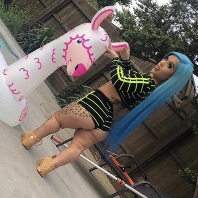 #NewProfilePic https://t.co/lHShoe7mgj