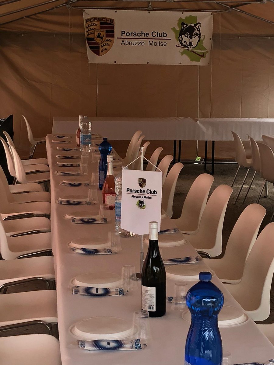 ARP_2016's tweet photo. #porscheclub #porscheclubabruzzoemolise #pranzo #abruzzo #poggiocancelli #campotosto https://t.co/hE9WTQ8I6A
