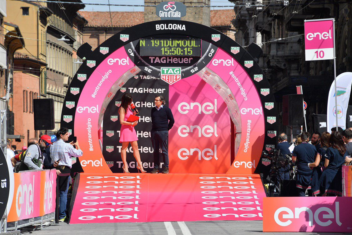 giroditalia's tweet photo. Domani a Verona torneranno anche #Anas e Davide Cucchi a farci compagnia.

Come già avvenuto nella tappa di Bologna, si parlerà di sicurezza stradale con il messaggio #GUIDAeBASTA, perché #LavitaVale https://t.co/hGo4dJpq9s