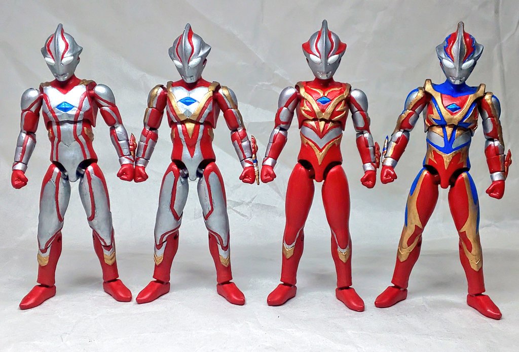 Mob 在 Twitter 上 掌動改造ウルトラマンメビウス４形態揃い踏み 自分で言うのもおかしいですが 壮観ですねぇ 今回は自分でも試験的な改造を取り入れてみましたが うまくいって良かったです 振り返ってみると 良くこんなことやったな自分 ウルトラ