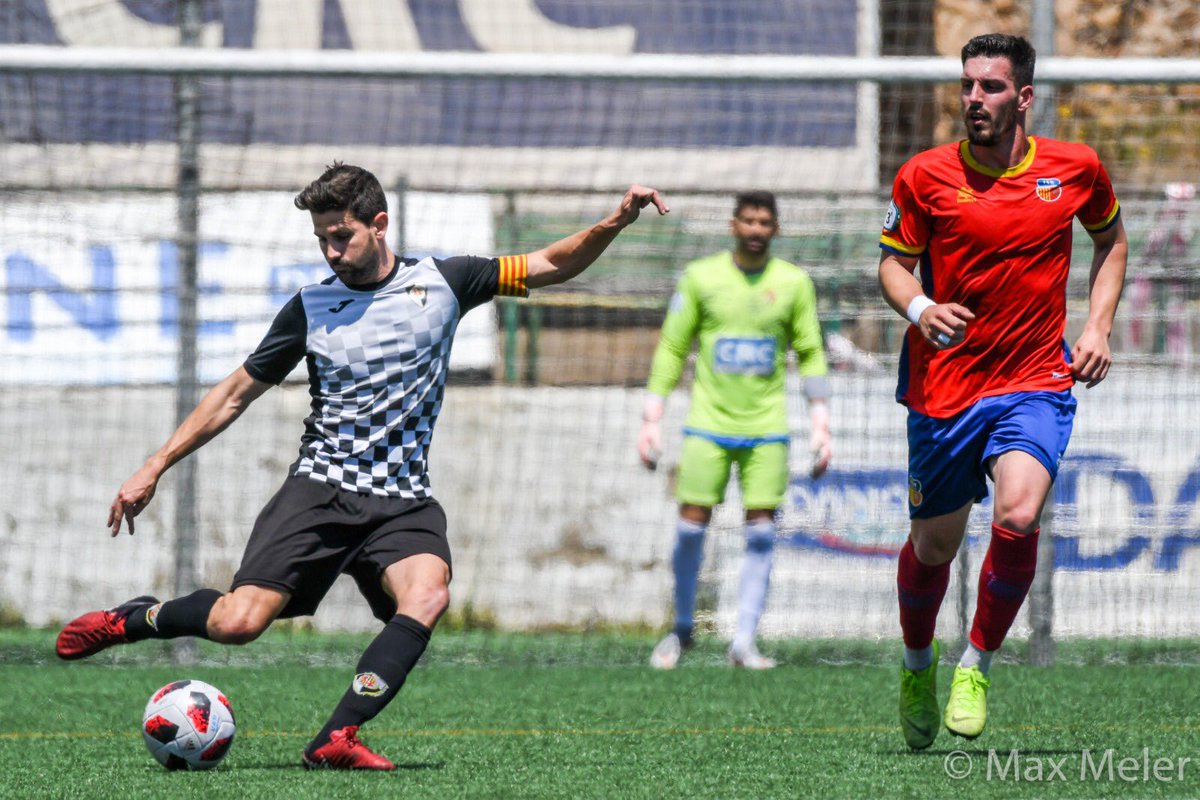 Hoy mas que nunca, hoy es el dia! Queremos seguir viviendo algo historico y todos juntos lo vamos a sacar adelante!! Dale <a href="/uahorta/">Unió Atlètica d'Horta 💯</a> ⚫️⚪️⚫️⚪️⚫️⚪️