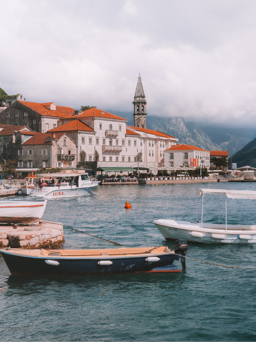 Found the most beautiful little town - Perast, Montenegro 🍃🌿