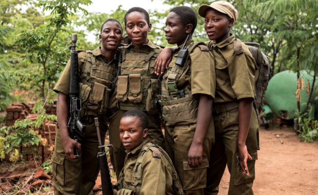 CaraSantaMaria's tweet photo. Here's why Zimbabwe’s female rangers are better at stopping poaching. 💪
#Akashinga #FemaleRangers #PoachingPrevention #ZimbabweRangers #FemaleEmpowerment
https://t.co/GVBqvjCCTu https://t.co/g6aretR4b0