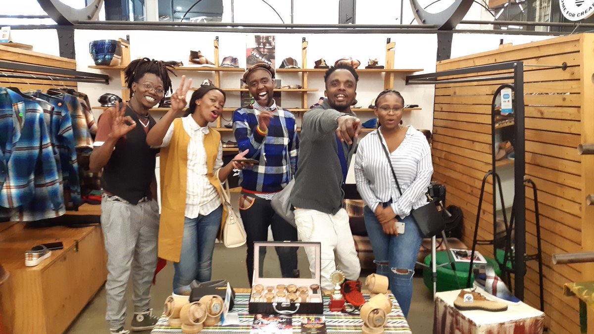 UnrecognizedArt's tweet photo. #HomegrownShandis we call it home cause it feels like home. It is the #future for our #localbusiness . @SowetoTVchannel we give thanks for all the opportunities granted to Homegrown Shandis, @iamtbotouch give thanks for the opportunity with @PexLifestyle. @chatup_withtebo 🙌🏾✊🏾 https://t.co/O7jPzsztQ3