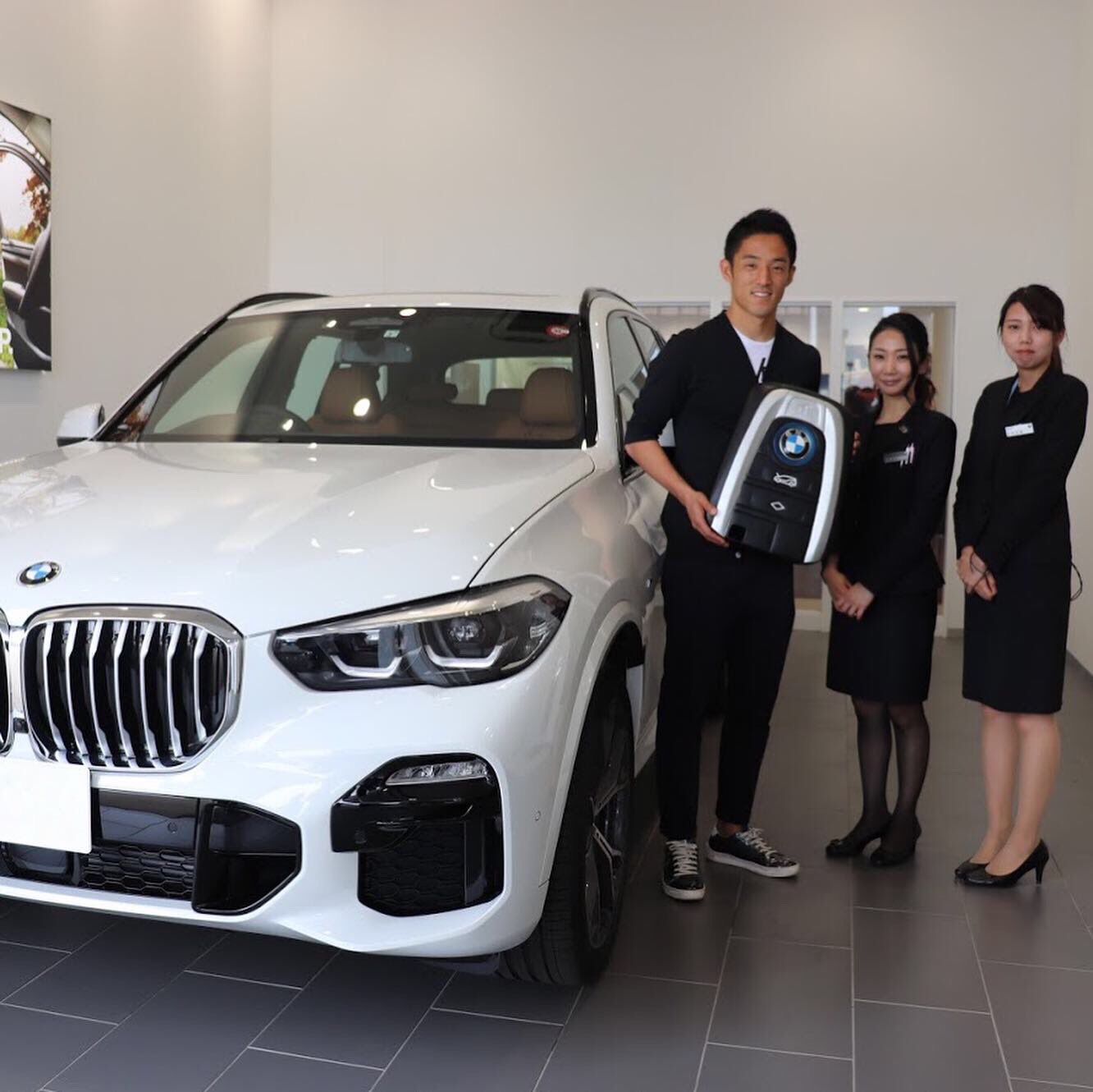umbro 森岡亮太選手サイン入りシューズ 森岡亮太選手インスタライブの様子を公開