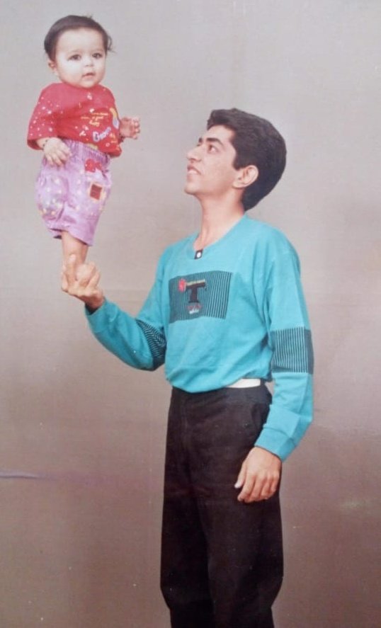 chotaipritesh's tweet photo. @BodyHerbals Childhood memories are the most treasured memories ❤️
#MemoryWithDad
#BodyHerbals
Guys join in
@aayukhan786
@rukhiya7
@preksha97
@s_p1996
@tanya_motwani https://t.co/15PNPCOEUF
