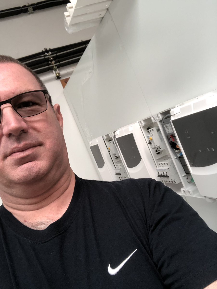 coolconcerns's tweet photo. R744 installation getting well underway with some Carel UltraCella controllers 😀 https://t.co/HYYqr89lAI