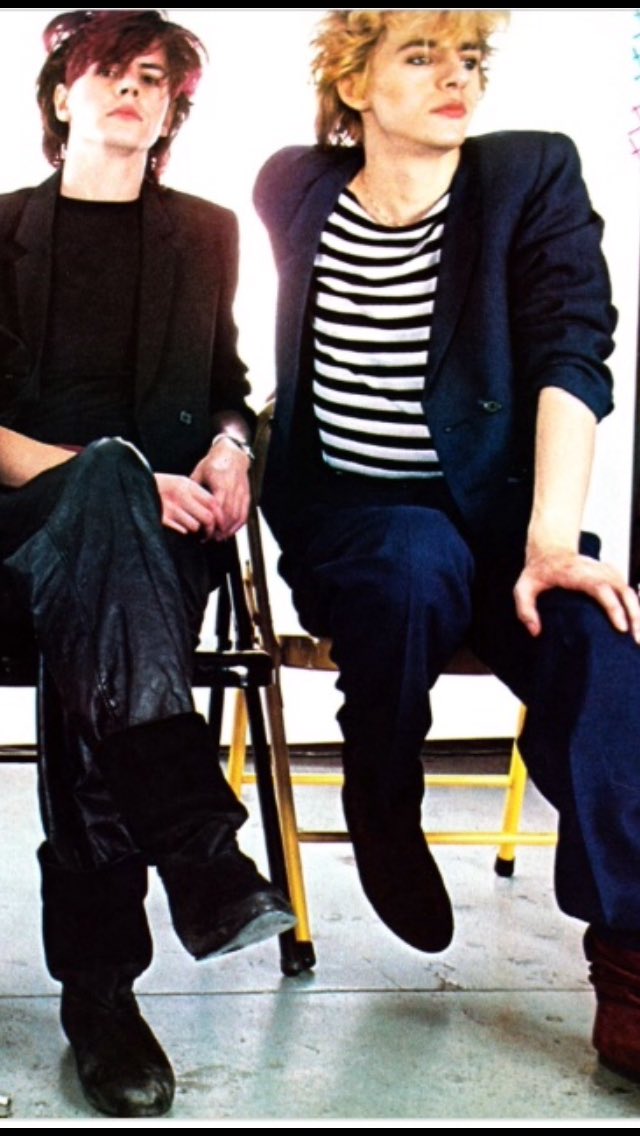 Ruthprowton1's tweet photo. Yay its June n that means it’s John n Nicks birthday month!! It’s time to party!!!! Woop woop!! 🥳🎂🧁🥂🍾🎊🎉💖💕💖💕 @duranduran #johntaylor #nickrhodes #duranduran #partymonth https://t.co/9BOxq1S5JJ