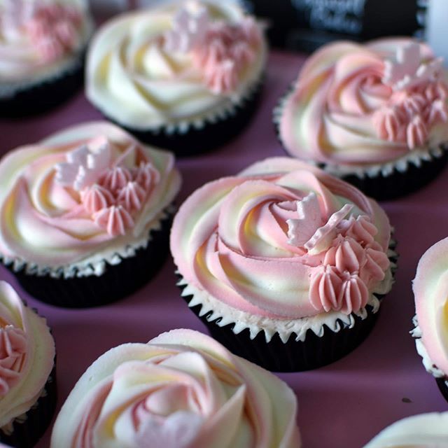Happy Saturday everyone! Here’s some pretty little cupcakes for you. This time next week we will be setting up for the #atasteofchorley weekend! Don’t forget there’s still time for all you baking lovers out there to get entering the Great Chorley Bake Of… bit.ly/2WBnHUC