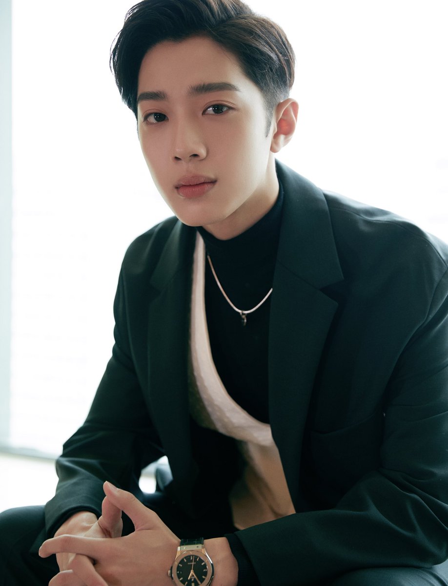 KuanlinTH's tweet photo. [📷] 190601 好好榜样 (Hot Idol) ได้อัพเดทบนเวยป๋อค่ะ💚 (1/3)
🔗https://t.co/BgNmzcCk1M
#라이관린 #赖冠霖 #LaiKuanlin https://t.co/BdGJpVG5h8