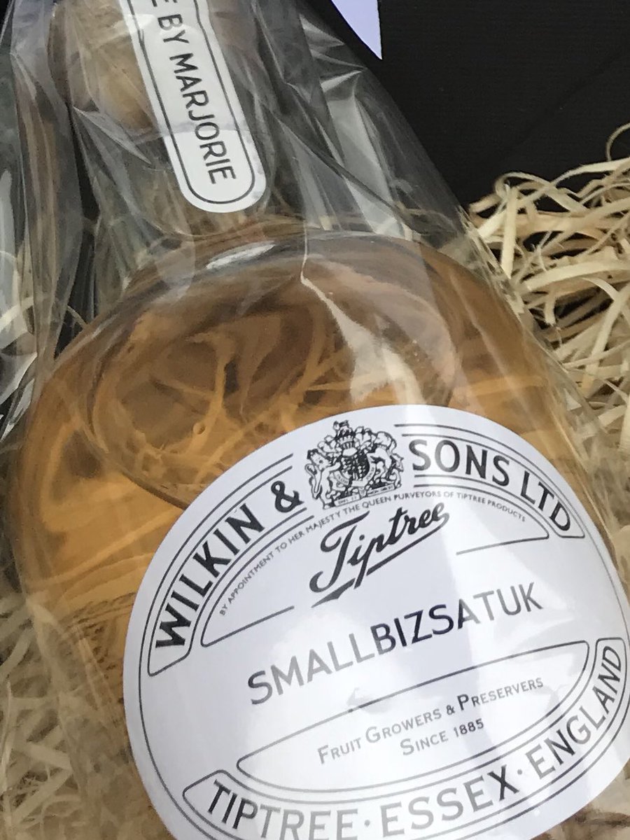 Secrethamper's tweet photo. We’ve showcased your products at @10DowningStreet @tiptree @FairfieldsFarm @shakenudder @GregRetrocorn @lilly_puds @theforagingfox @candlesbyccs @MadebyPlumb @Farmers_Ales @AnnsSmartSchool @VineyardNewhall enter now at  @SmallBizSatUK for your chance to join us #SmallBiz100 https://t.co/7vRiyt7U60