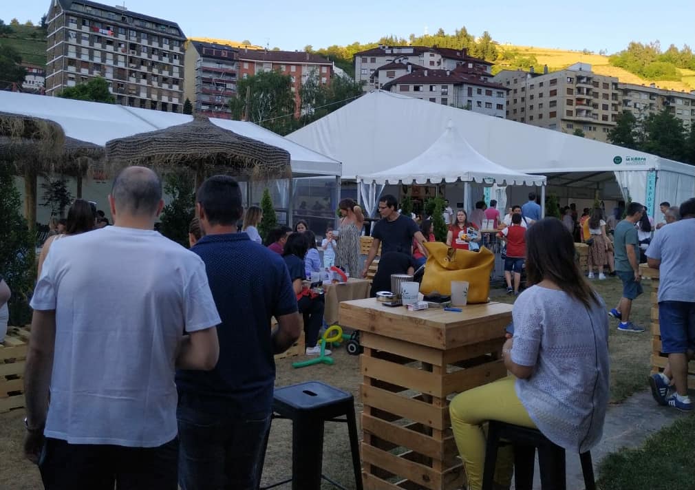 NarceaTurismo's tweet photo. Pequeño resumen de #Narcenatur19! 

Hoy mucho más en https://t.co/dfixYFR00P! Desde ya y hasta cuándo queráis! 😉😉

#CangasdelNarcea https://t.co/NDduzprGqD