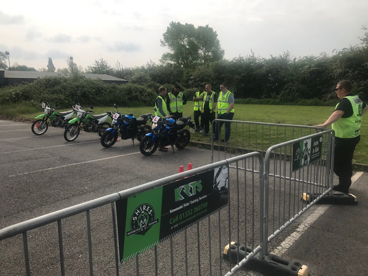 ShiresMT's tweet photo. Kawasaki Training Day - CBT on the Z125 &amp; KLX125 bikes #KRTS #learntoride #saferriding #derbykawasaki #shiresmt https://t.co/1MFUi2RqOG