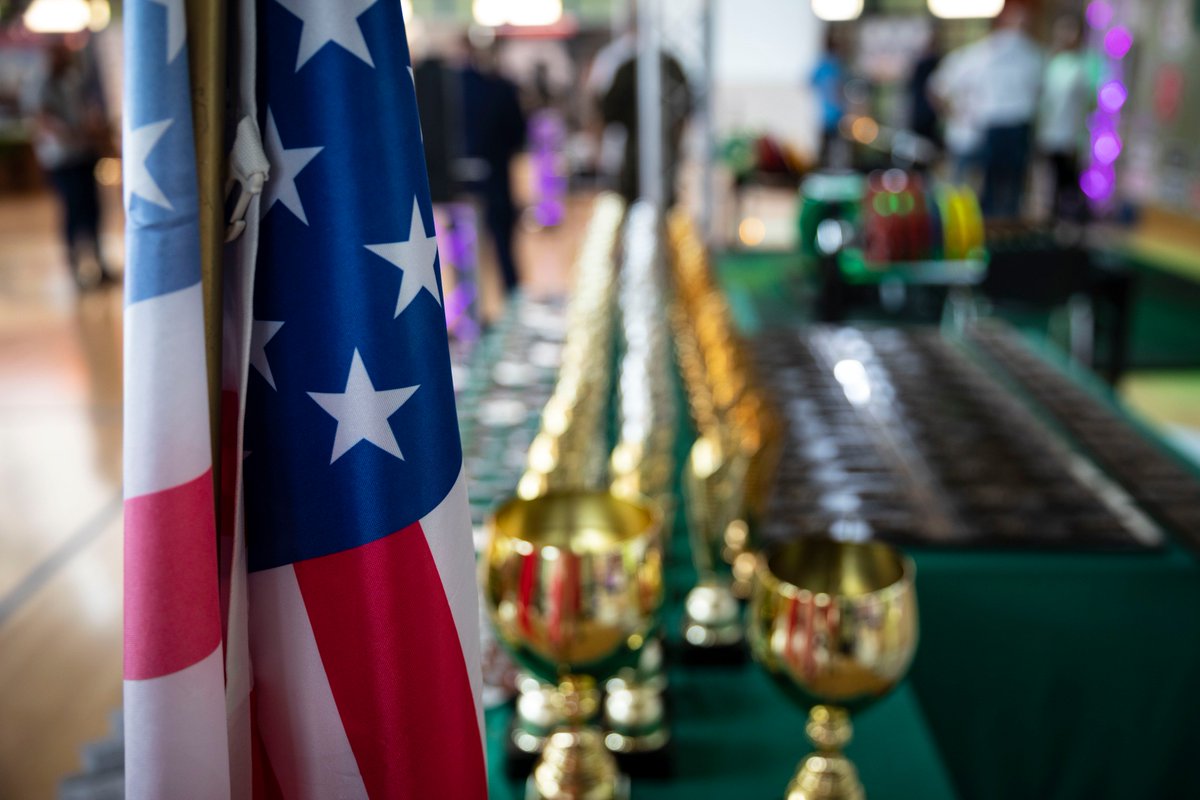 1abct1id's tweet image. U.S. service members with 1st ABCT compete against Polish in Bench Press Competition

Read more here: army.mil/article/222527/

@USArmy @USArmyEurope @FightingFirst #AtlanticResolve #StrongEurope #DevilBrigade #1ABCT1ID #USArmyEurope #BigRedOne #ArmyStrong #WeAreNato #Ready2Fight