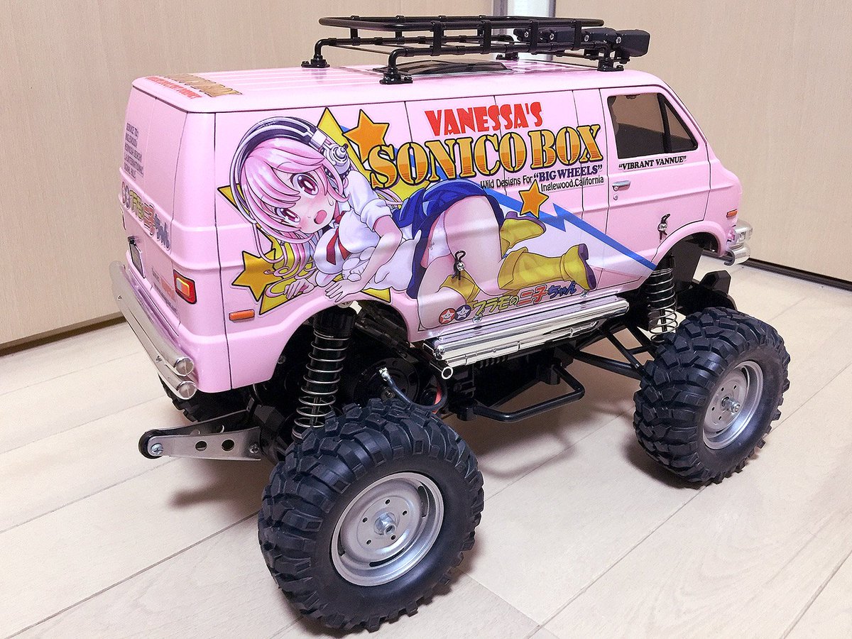 V Mag 窓にスモークが掛かってるので見えづらいですが ドライバーも ちゃんと乗ってます W そにあーと