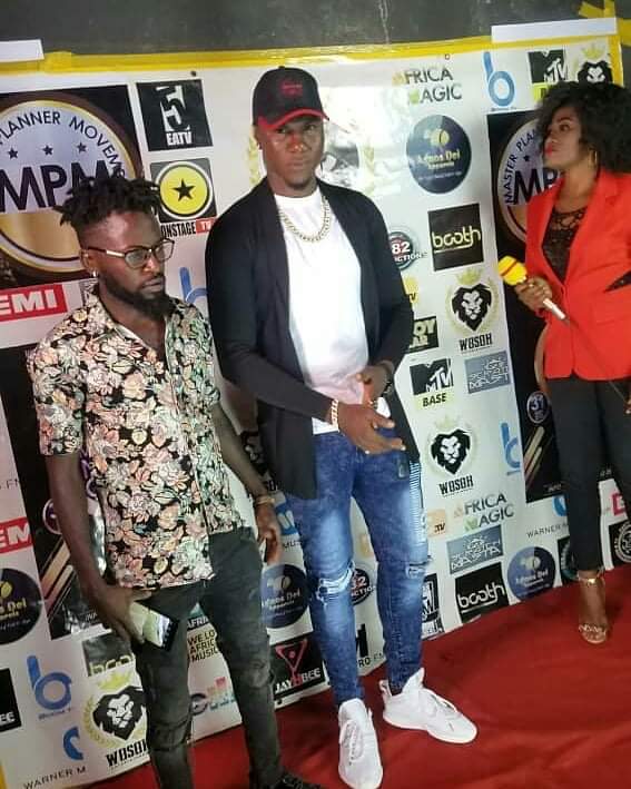 EntOneofakind's tweet photo. Helloooo guys. Yesterday's Show at Obili(Yaoundé) was a success. @sir_dina  made it to be real. He did what he is born for. Music flew all around. More information to come.
#OneofaKindEnt  #DiNA #Sixty #Raison #Found_You  #SoS @ Yde https://t.co/AeDUnigvAP