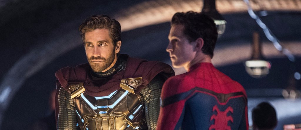 trailertrack's tweet photo. A Brand New (&amp; Avengers: Endgame Spoiler-Free) #SpiderManFarFromHome Trailer Is Playing In North American Theatres Now https://t.co/L3ta2K4RgO https://t.co/4GJoeN3AWq