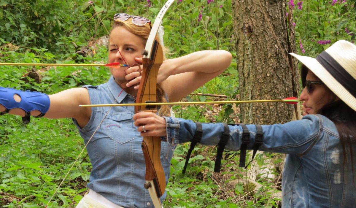 End the week by getting involved in our New Forest Activity Taster Day! ☀️🏄🏻🏹 Tomorrow some of our activity providers are offering sessions at discounted prices - including paddleboarding, archery, kayaking &amp; more! Choose your session/s &amp; book now!! thenewforest.co.uk/things-to-do/a…