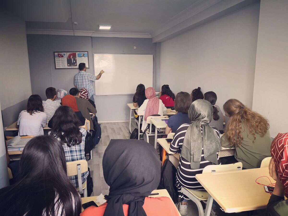 SirinevlrFinal's tweet photo. ❗️YKS’ye SON 14 GÜN ❗️
Eksik tamamlama derslerimize başladık📝🎊 https://t.co/l4MiSdl33Q