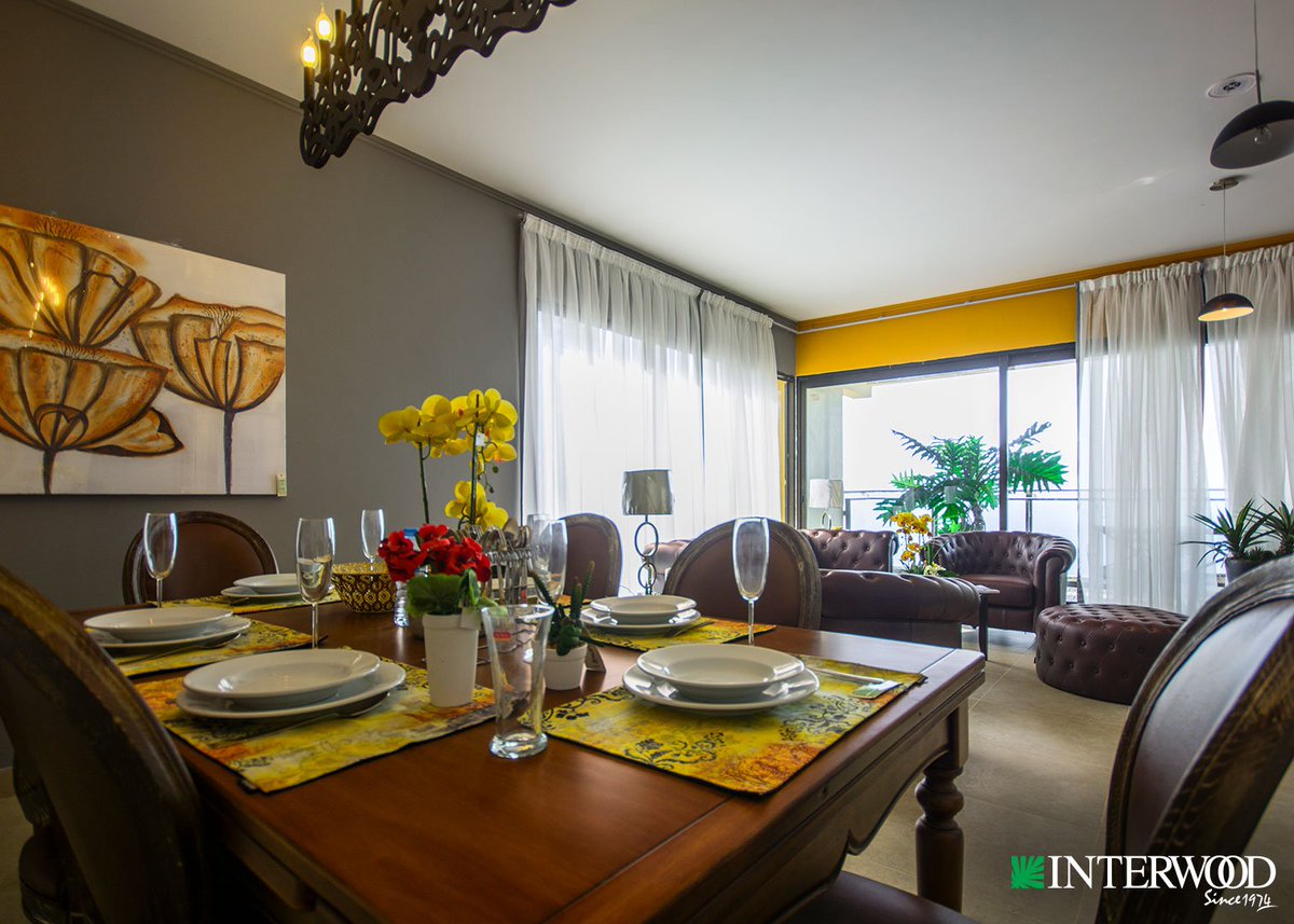 interwoodmobel's tweet image. An exclusive view of the spacious apartments at #Coral Tower at Emaar in Karachi where #Interwood furnished modern yet homely furniture with an artistic touch. 
#InterwoodProjects #EmaarPakistan #EmaarResidential #CoralTowers #PearlTowers #LifewaresbyInterwoo