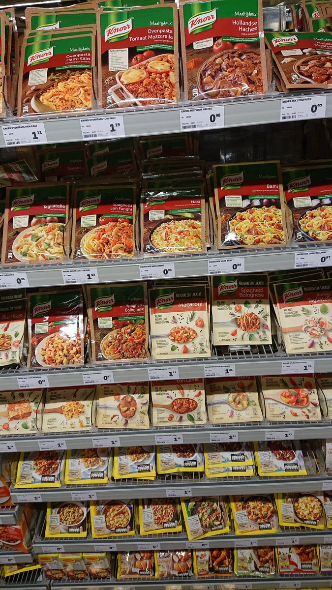 250GTE's tweet photo. Ik stond hier dus zeker twee volle minuten naar de nasimix te zoeken he. #iamnotasmartman https://t.co/4fk2ze1a1i