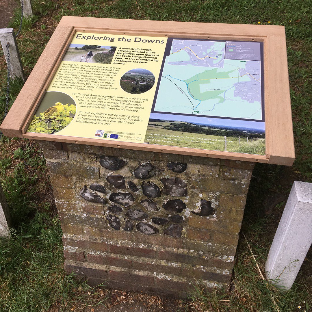 A new panel installed this week outside the Steyning Centre to direct walkers to the South Downs Way - one of personal favourite walks.
#Steyning #southdownsway #SDW #countrysidewalks #walksinformation #interpretationpanel <a href="/AcornWorkshop/">Acorn Workshop</a> @NovaDuraUK #graphicdesign #walkingmap