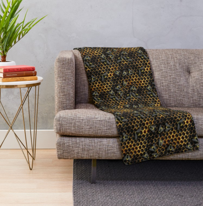 MooseDisco's tweet photo. Been going a bit mad for these throw blankets lately... this one looks a bit sticky... #Bee #Hive #Honeycomb Pattern with Bumble Bees Throw Blanket https://t.co/cKvK2l3PmF
#beekeeping #beekeeper #blessedbee #honey #honeybee #bumblebee #beehive #bees #beekeeping #honeybees #nature https://t.co/GGKuE4kttn