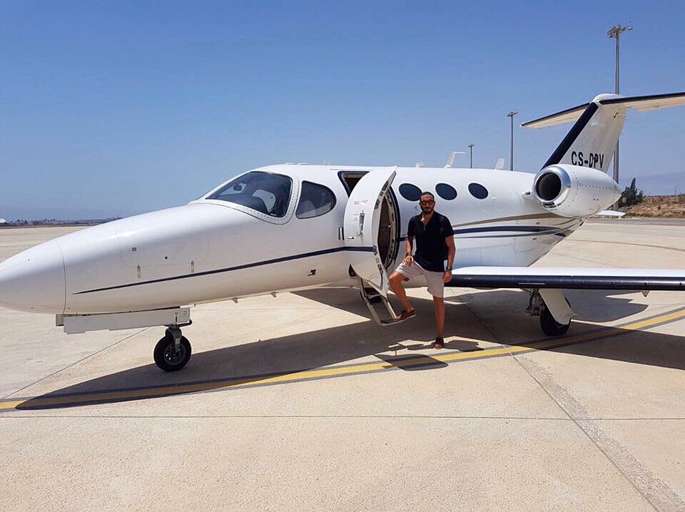 chicoflores's tweet photo. Next destination ... ❓
🎁
#holidays #summer #thebestdestination #beach #sun #secondfly #instalike https://t.co/nwgf4pJKvY