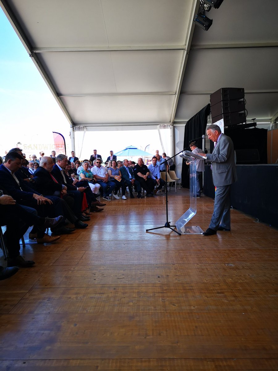 Antoniban54's tweet photo. Inauguration officielle de la Foire Exposition de Nancy !
Cette année, cette 85 ème édition met à l'honneur la Thaïlande ! #nancy #foireexposition #Scalen #henart https://t.co/m3SIAiDVV0