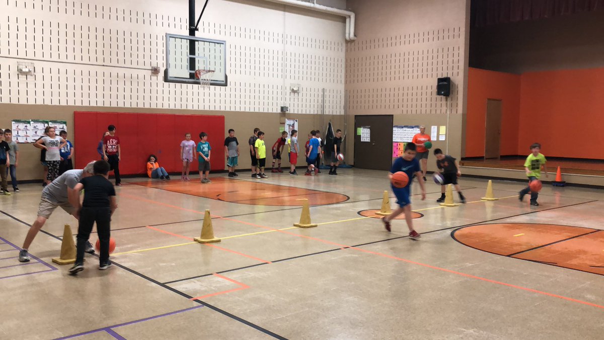 BrookColts's tweet image. Basketball skills #experienceweek2019 #BrookColts