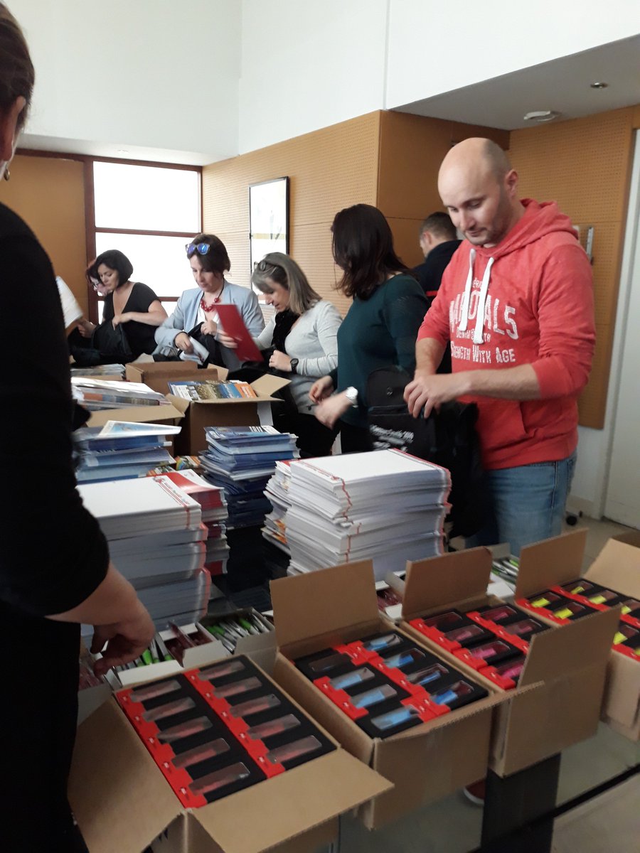 sdis31officiel's tweet photo. Dernière ligne droite pour l’équipe d’organisation et pour nos #bénévoles qui s’activent depuis plusieurs mois pour vous accueillir en #HauteGaronne lors du #congrèssecourssanté2019. #Merci à toutes et à tous ! Pour les participants, RDV à partir du 22 mai 🗓️ ! https://t.co/SxTY3QJcN3
