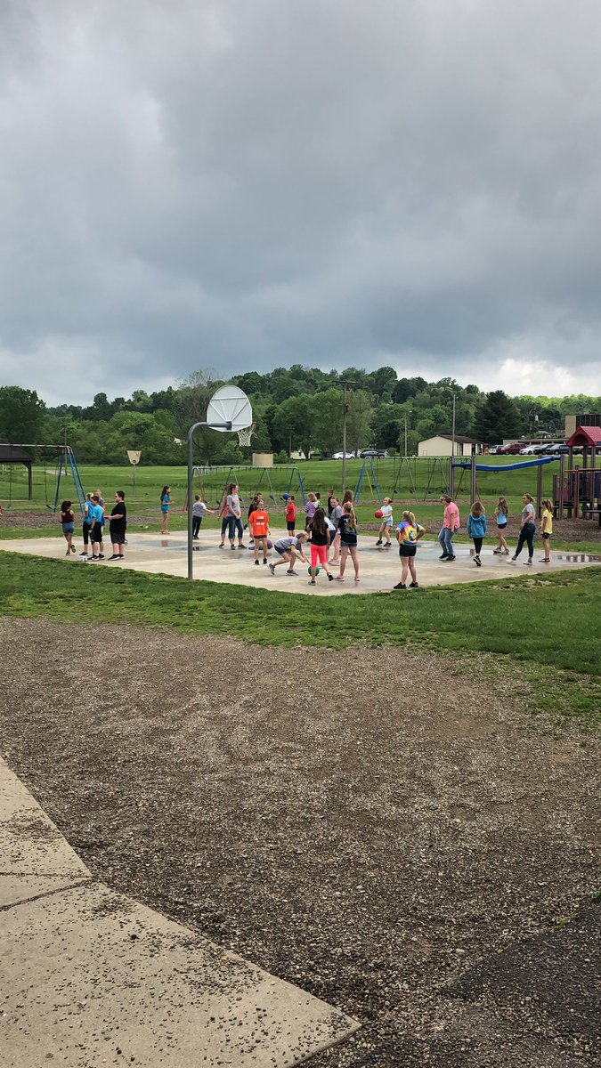 BrookColts's tweet image. 4 square #experienceweek2019 #BrookColts