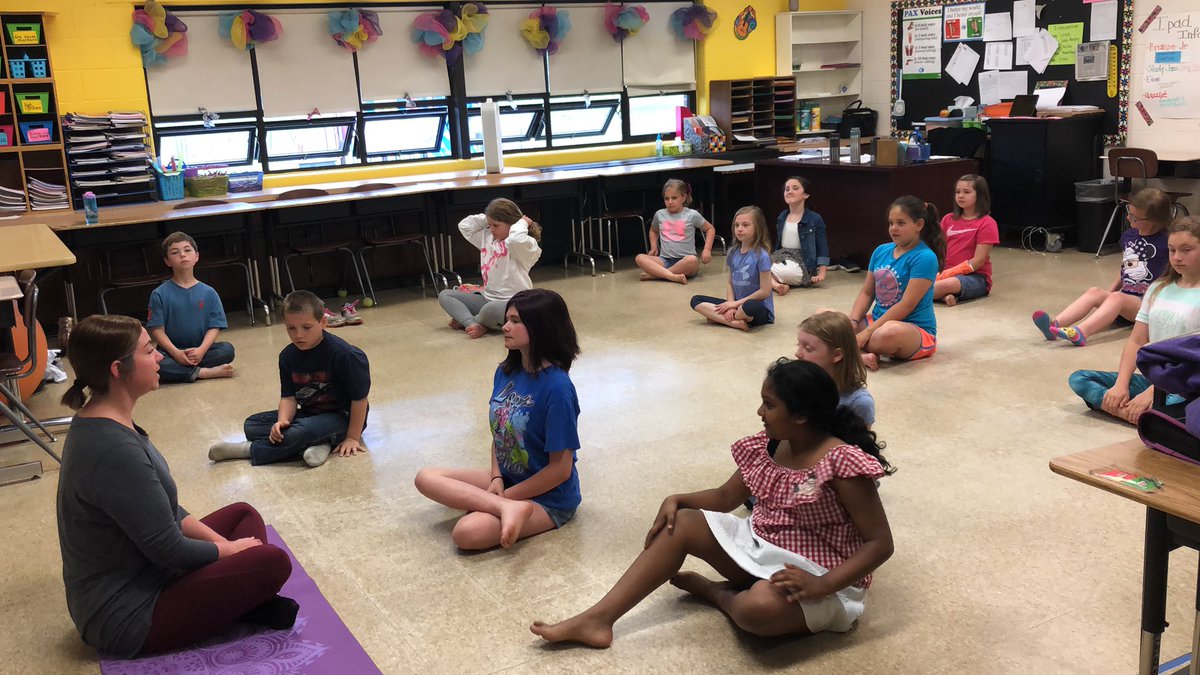 BrookColts's tweet image. Yoga #experienceweek2019 #BrookColts