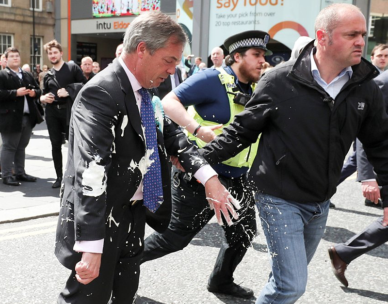 BeardedGenius's tweet photo. Please don't share these humiliating images far and wide. Absolute disgrace. https://t.co/VCKS16xLlr