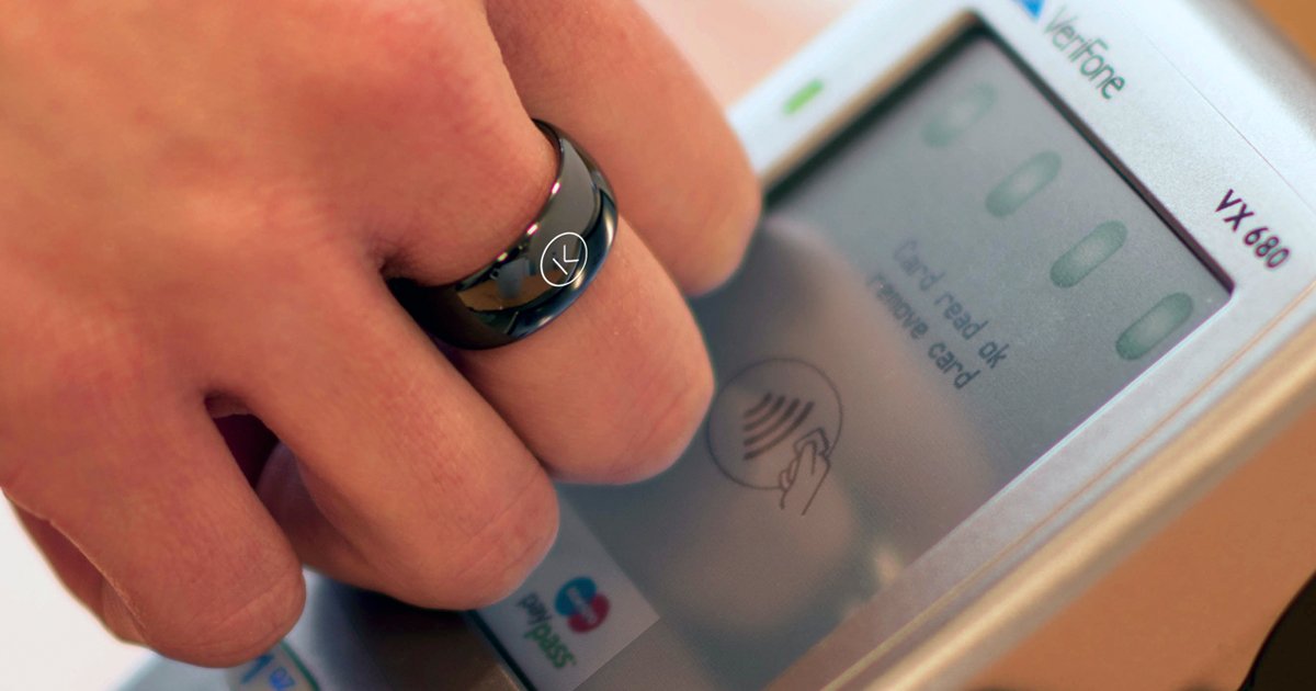 FashNerd's tweet photo. Banks are Becoming Fashion Tech Ambassadors as Payment Wearables Popularity Surges.

#Wearables #FashionTech #PaymentTech #FinTech #PayTech Link: https://t.co/Dd2vFJta4V https://t.co/DVzE2gJJDf